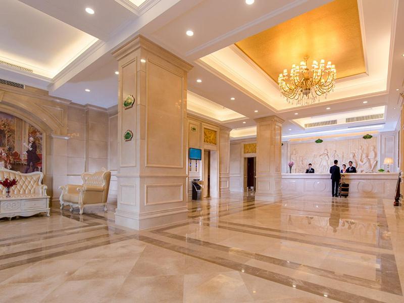 Vienna Hotel Shenzhen Shuiku New Village المظهر الخارجي الصورة